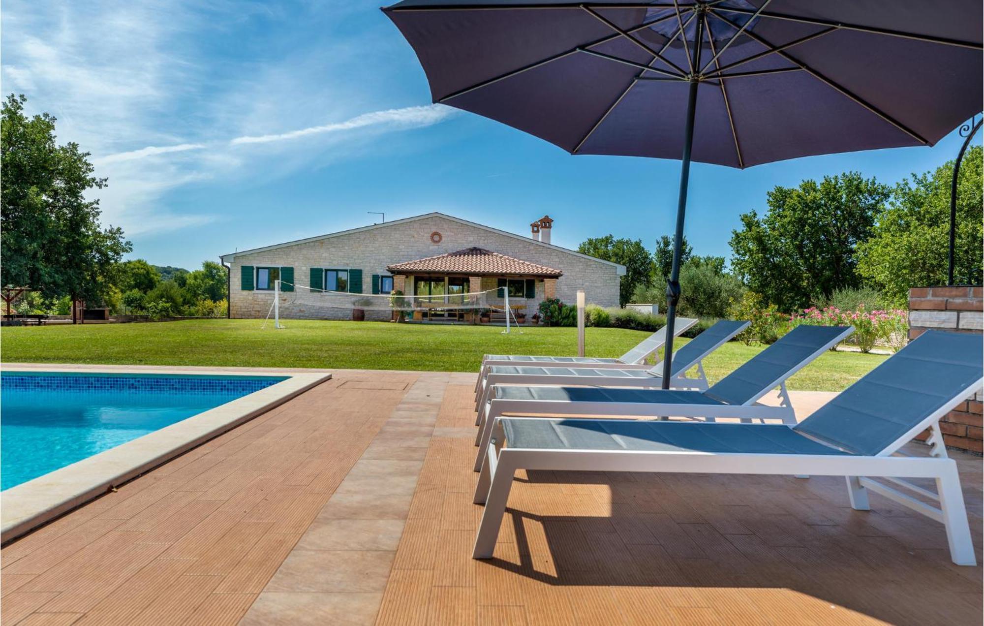 Pet Friendly In With Kitchen Vikendica *