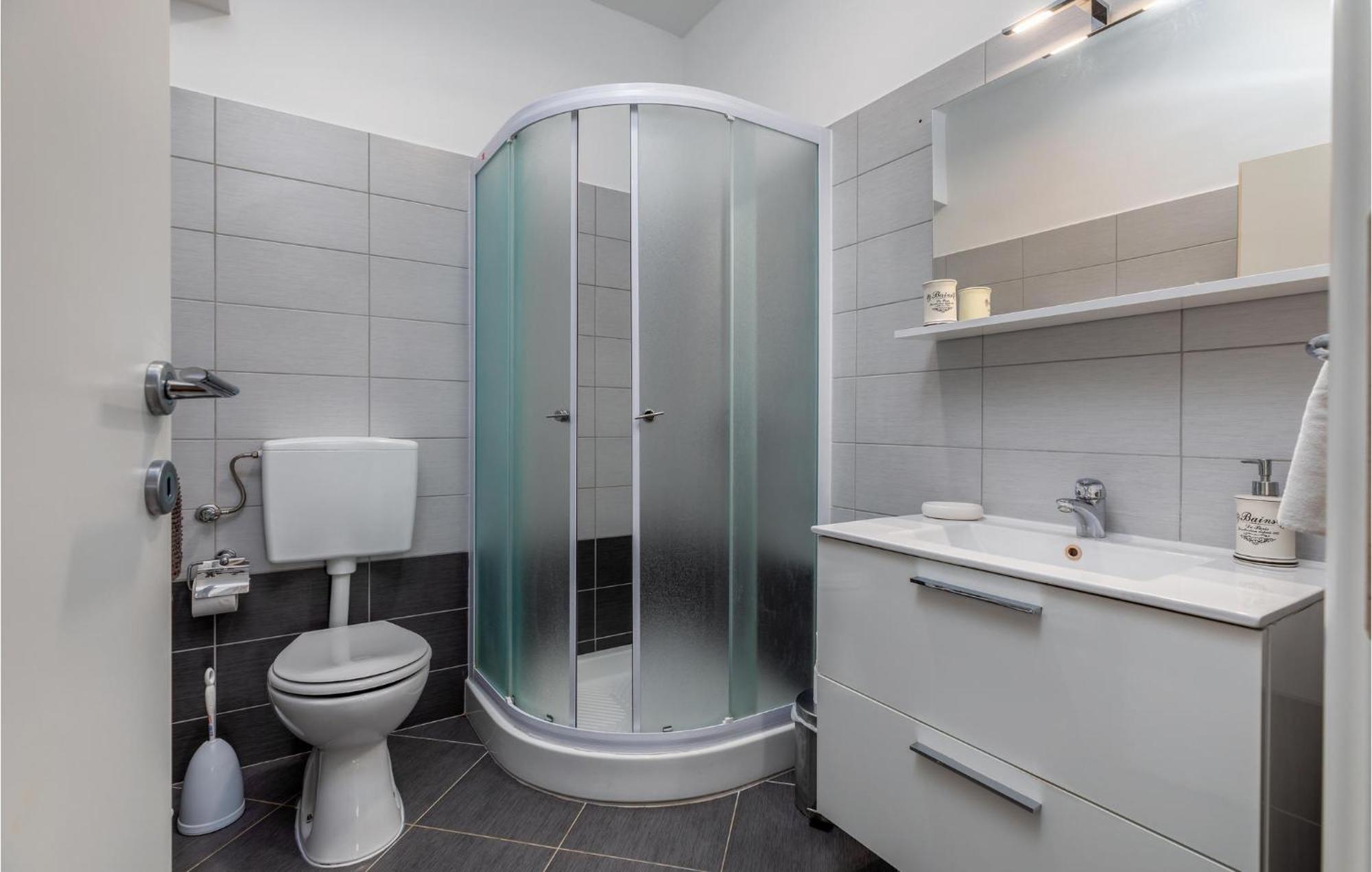 Pet Friendly In With Kitchen * Rovinj